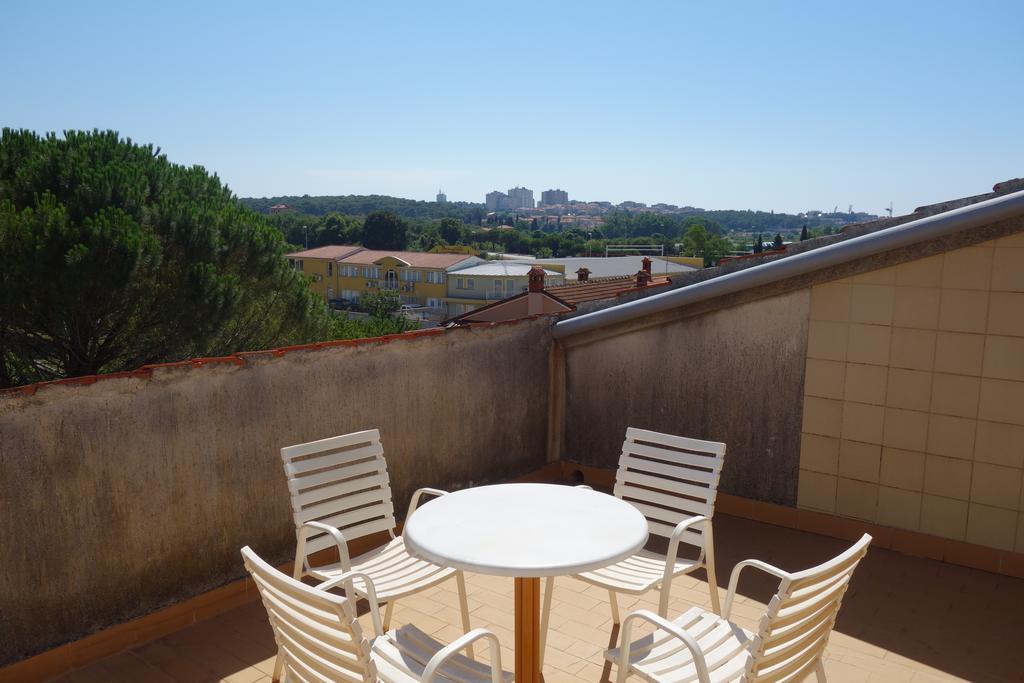 Apartment Blaskovic Pula Exterior photo