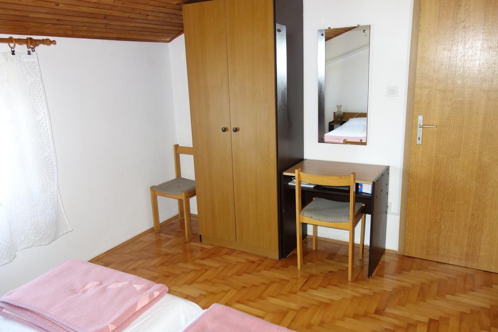 Apartment Blaskovic Pula Exterior photo