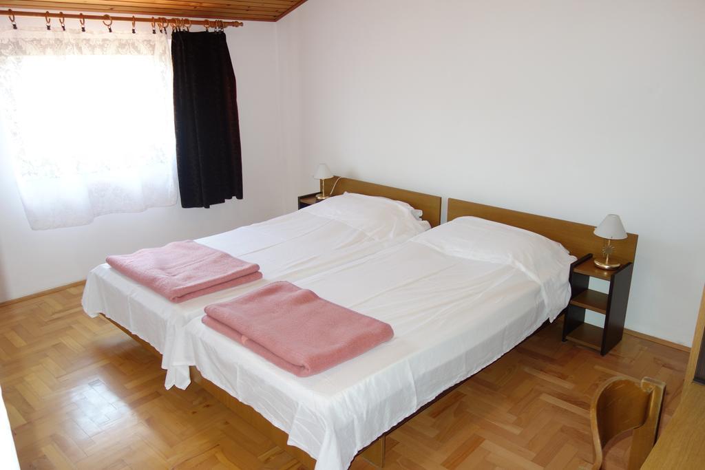 Apartment Blaskovic Pula Exterior photo